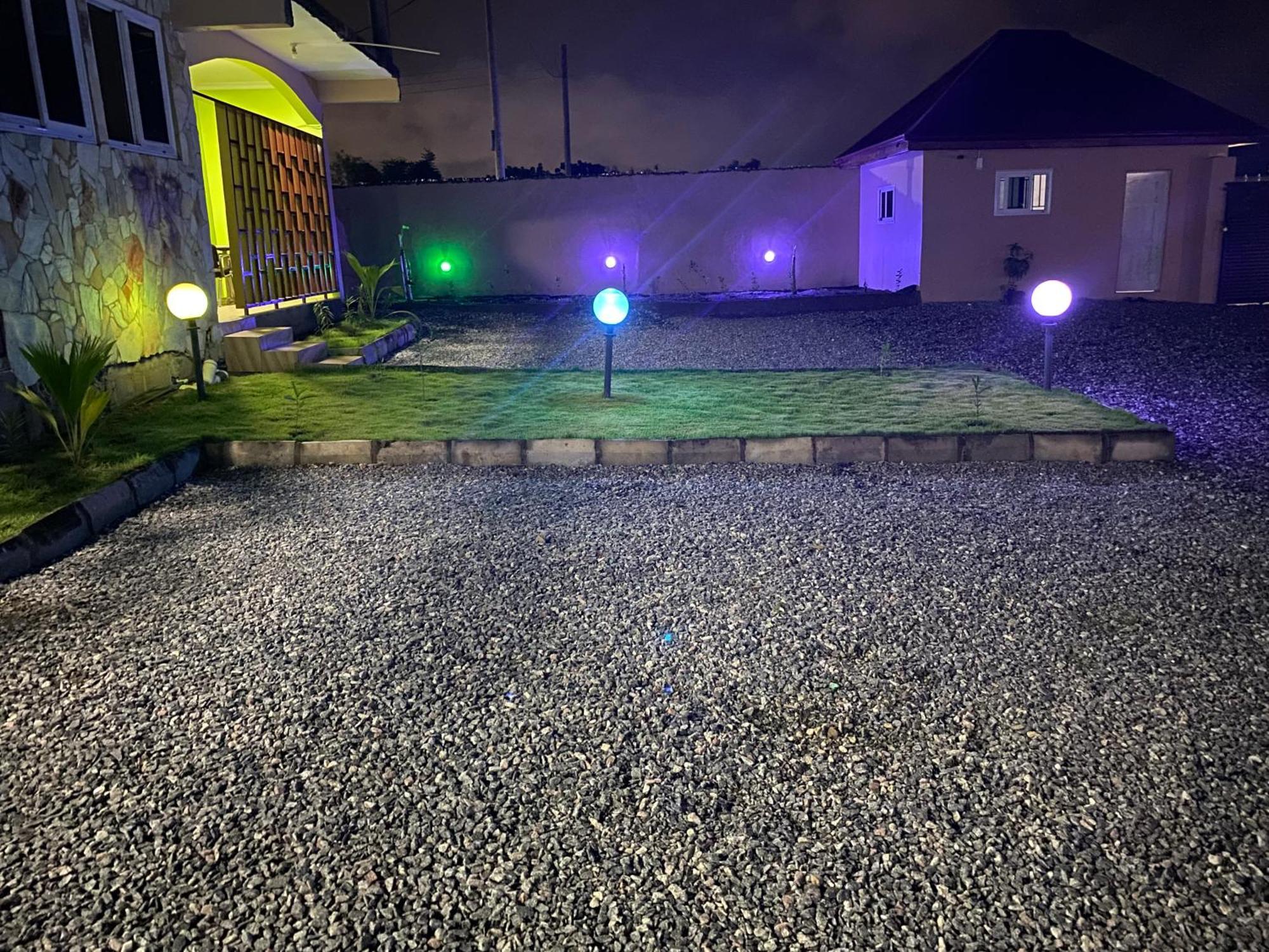 Oneworld Guesthouse & Events Centre Accra Exterior foto